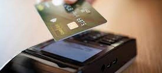 PODKARPACIE. Poprosiła kolegę o pomoc, mężczyzna ukradł jej kartę bankomatową i pieniądze