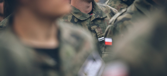 UWAGA! Fałszywe SMS-y o wezwaniu do wojska