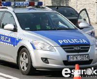POWIAT SANOCKI: Pijany kierowca bez prawa jazdy próbował przekupić policjantów