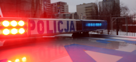 PODKARPACIE. Śmiertelny wypadek w Łowisku. BMW uderzyło w betonowe ogrodzenie