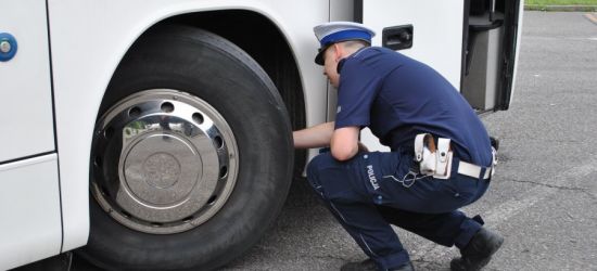 DZISIAJ: Policja sprawdza autobusy i busy. Wzmożone działania