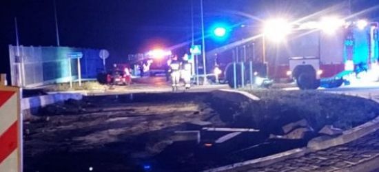 PODKARPACIE: Kierujący volkswagenem na rondzie pojechał prosto
