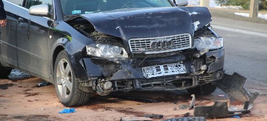 Wypadek w Grabownicy. Kierowca zabrany śmigłowcem do szpitala (ZDJĘCIA)