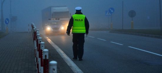 Uwaga na drodze! Mgła, deszcz, śliska jezdnia