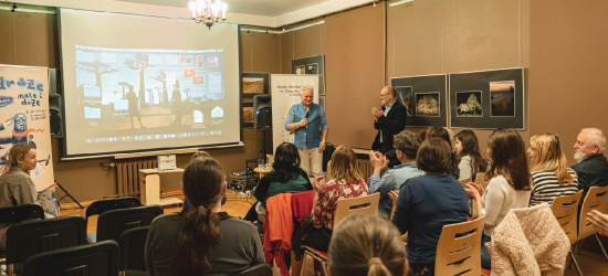 Podróże małe i duże z biblioteką