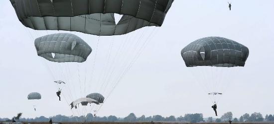 Rekonstrukcja historyczna wydarzeń z 1944 roku – walk II Czechosłowackiej Brygady Spadochronowej
