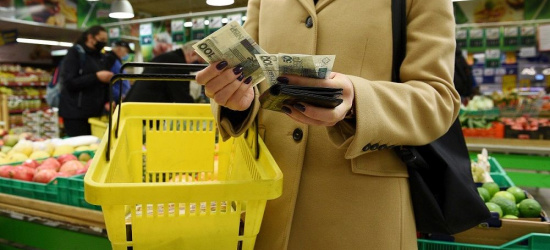 Drożyzna bije ze sklepowych półek! Ceny w górę średnio o 24%!