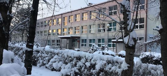 SANOK. W SP9 dwa oddziały wyłączone z nauczania, w pozostałych szkołach zajęcia prowadzone są normalnie