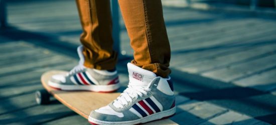 Jak wybrać dobre sneakersy?