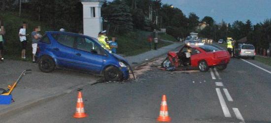Na mokrej drodze trudniej zapanować nad pojazdem