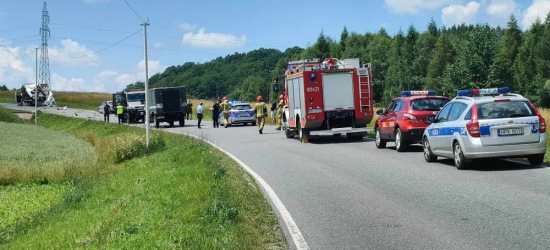 HUMNISKA: Kolizja z samochodem przewożącym niewybuchy (VIDEO, ZDJĘCIA)