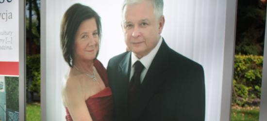 DZISIAJ: Wystawa „Lech Kaczyński w służbie Najjaśniejszej Rzeczypospolitej” w Sanoku