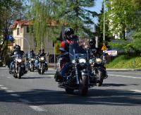 Na drogach sporo motocyklistów, motorowerzystów i rowerzystów. Czy są bezpieczni? (ZDJĘCIA)