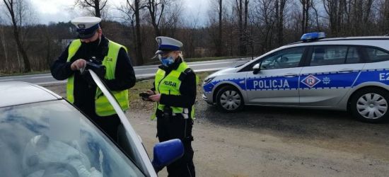 PODKARPACIE: Utknął w błocie uciekając przed policjantami