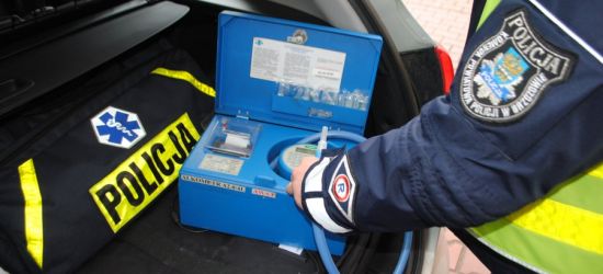 SANOK. Kierowca opla wjechał do rowu. 49-latek był pijany