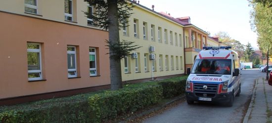 SANOK: Pacjent chciał uciec ze szpitala. Wypadł z okna. Nie żyje