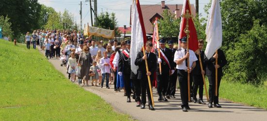 ZAŁUŻ / WUJSKIE: Procesja Bożego Ciała (VIDEO, FOTO)