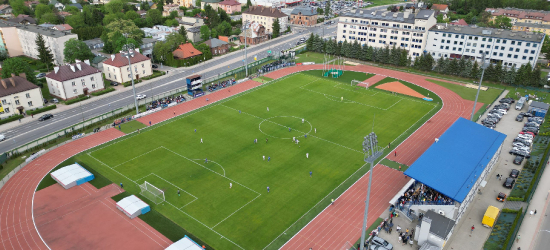 Trzy gole – trzy punkty! Ekoball Stal Sanok pokonuje Strug Tyczyn