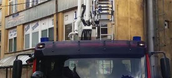 Ewakuacja bloku w Sanoku. Pięć osób trafiło do szpitala
