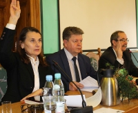 SANOK: Czy radni powiatowi zagłosują za zamiarem likwidacji „Budowlanki”, „Setki” i bursy? (RETRANSMISJA)