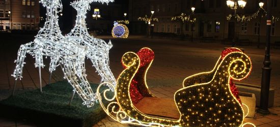 Sanok stroi się na święta Bożego Narodzenia (ZDJĘCIA)