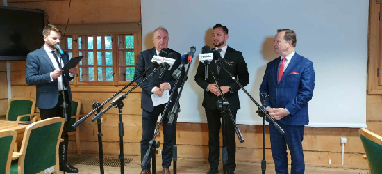 Inwestycje finansowane przez rząd i sejmik. Konferencja prasowa (VIDEO, ZDJĘCIA)
