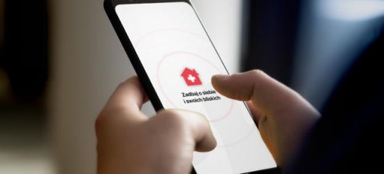 KORONAWIRUS: Aplikacja „Kwarantanna domowa” – najpierw SMS, później aktywacja