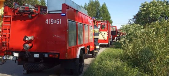 Pożar domu! Ogień strawił sporą część dachu (FOTO)