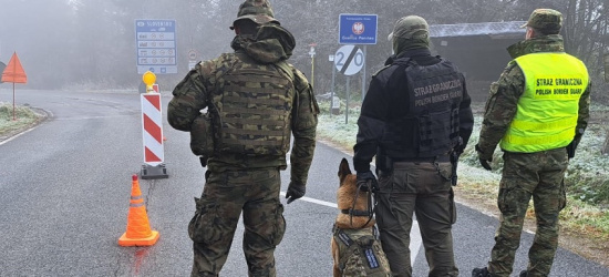 Przedłużenie kontroli granicznych na granicy ze Słowacją