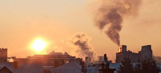 SANOK: Smog nad miastem. Kiepska jakość powietrza (ZDJĘCIA)