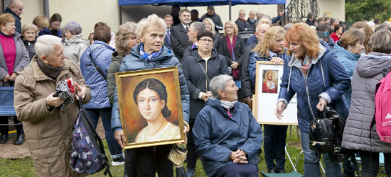 PRZYSIETNICA. Archidiecezjalna Pielgrzymka Róż Różańcowych (ZDJĘCIA)