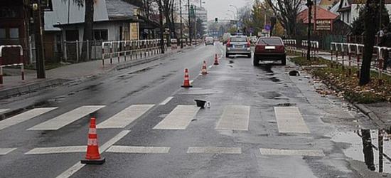 Znów groźnie na ul. Lipińskiego w Sanoku. By uniknąć potrącenia wjechał w barierki