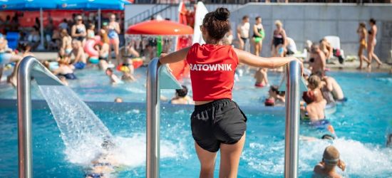 SANOK: Basen tętnił życiem! (NOWE ZDJĘCIA)