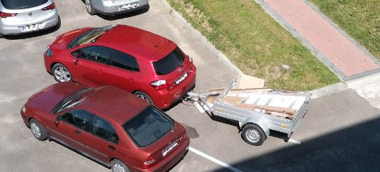 PARKOWANIE PO SANOCKU: „Mistrz kierownicy” z ul. Rzemieślniczej (ZDJĘCIA)