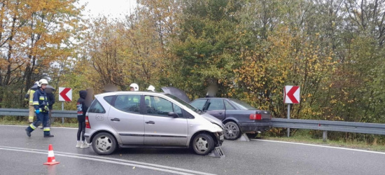 Wypadek w Czaszynie. Zderzenie dwóch pojazdów (ZDJĘCIA)