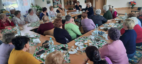 Sanockie policjantki ze wsparciem dla seniorów (ZDJĘCIA)