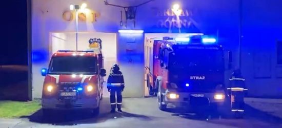 POWIAT SANOCKI. Zawyły syreny! Strażacy oddali hołd zmarłym druhom (VIDEO, ZDJĘCIA)