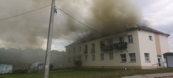 ZAGÓRZ. Pali się dom wielorodzinny na Wielopolu! (ZDJĘCIA)