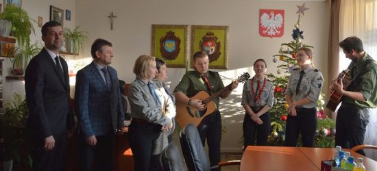 SANOK: Harcerscy kolędnicy u starosty (FOTO)