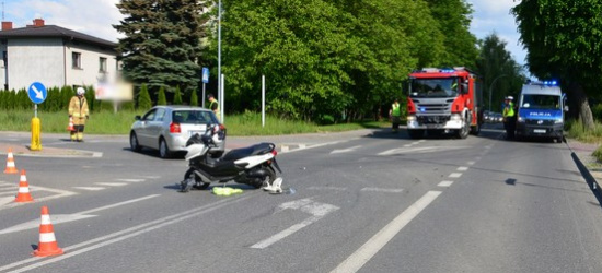 80-latek nie ustąpił pierwszeństwa. Kobieta z poważnymi obrażeniami