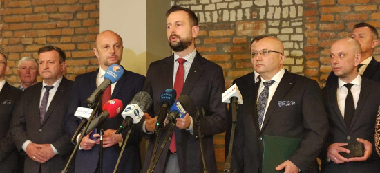 Kosiniak-Kamysz w Rzeszowie. Przekazuje poparcie dla Fijołka (TRANSMISJA)