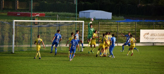 PIŁKA NOŻNA: Hit kolejki w Nowotańcu. Cosmos podejmie Ekoball Stal Sanok