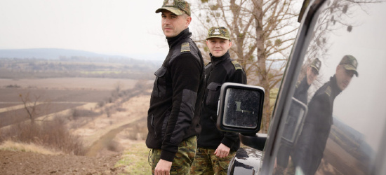 BIESZCZADY: Zziębnięty i przestraszony 3-latek błąkał się po zmroku