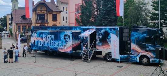ISKRY NIEPODLEGŁEJ dotarły do Sanoka! (VIDEO, FOTO)