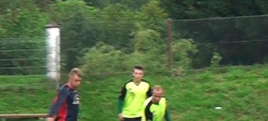 Rutyniarze strzelają, LKS wygrywa. Udana inauguracja sezonu dla Pisarowiec (FILM)