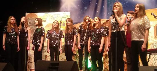 XII Przegląd Kolęd i Pastorałek z Młodzieżowym Domem Kultury (ZDJĘCIA)