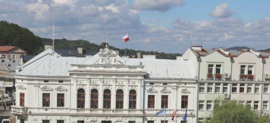 W internecie kupiła sukienkę za 250 zł. Nie otrzymała ani towaru, ani zwrotu gotówki
