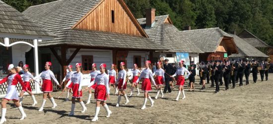 Mażoretki z Beska najlepsze podczas wojewódzkiego przeglądu w Skansenie (ZDJĘCIA)