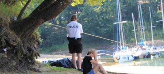 BIESZCZADY: Z Jeziora Solińskiego wyłowiono ciało 27-latka. To druga ofiara wody podczas tegorocznych wakacji (ZDJĘCIA INTERNAUTY)