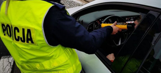 Uciekł z miejsca kolizji, był kompletnie pijany